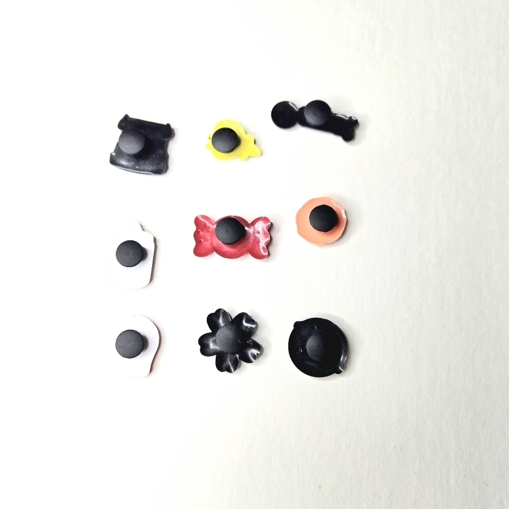 Crocs Jibits set of 9. - Picture 3 of 11